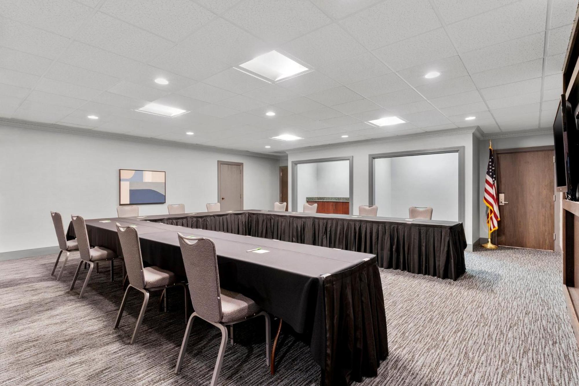 Holiday Inn Dubuque/Galena By Ihg Eksteriør bilde